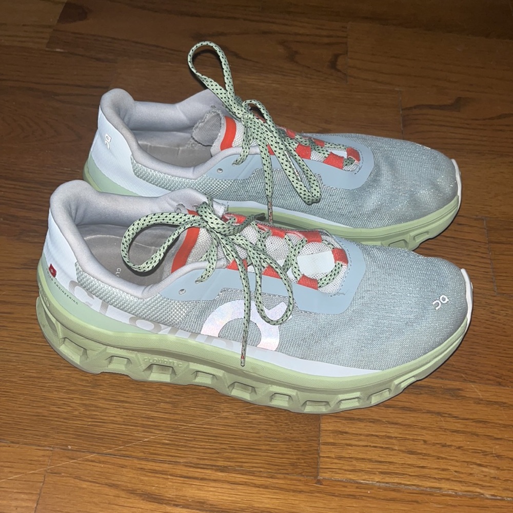 On CLOUDMONSTER Women's Running athletic Shoe Glacier Meadow US Size 9